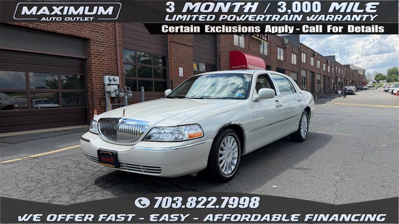 lincoln town car 2005 1LNHM82W15Y631903 image lincoln town car 2005 1LNHM82W15Y631903 image